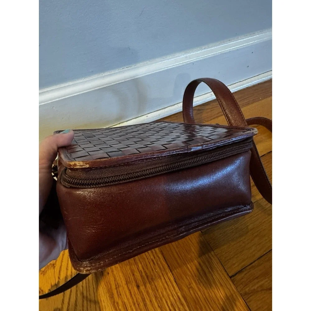 Vintage Etienne Aigner Checkerboard Weave Leather Crossbody Purse Brown Boxy Bag